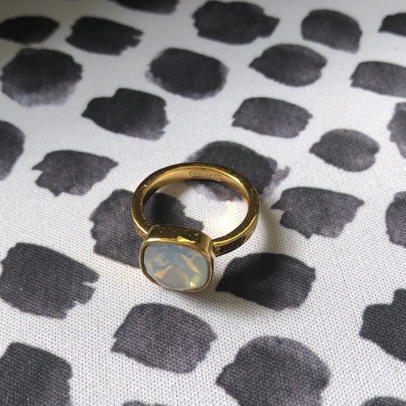 Coach ring - Picture 3 of 5